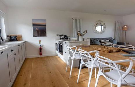 Cottage 15 by Together Travel - 3-Bedroom Coastal Retreat - Foto 3