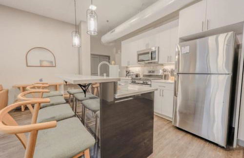 Luxury 2 bedroom Apt - Foto 2