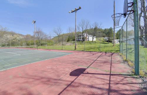 Historic Countryside Escape - Relax, Hike, & Fish! - Foto 20