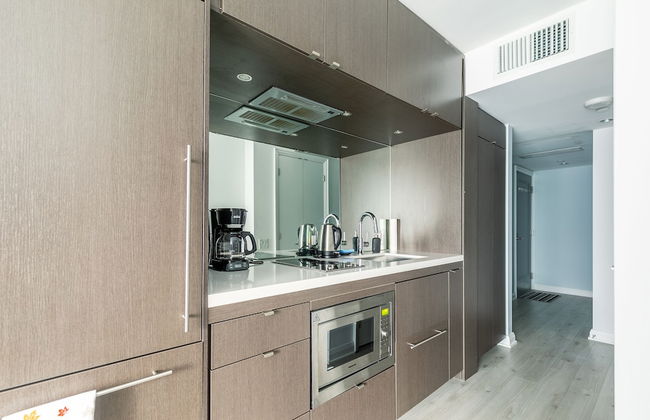 Charming Yorkville Condos - Photo 27