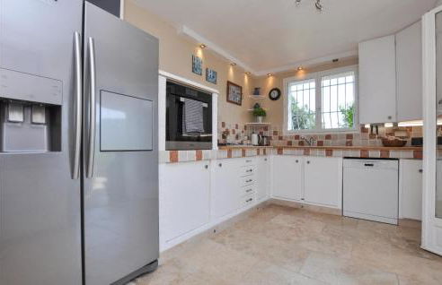 4 Bedroom Amazing Home In Fréjus - Foto 26