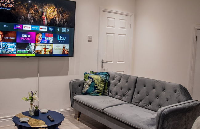 BV Comfy Spacious 3 Bedroom House At Tatton Street Manchester - Foto 44