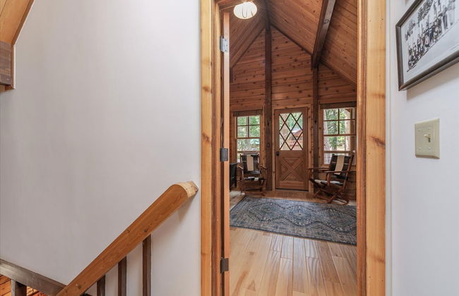 Cozy Pet Friendly Cabin in Lake Tahoe by Sierra Getaways - Foto 4