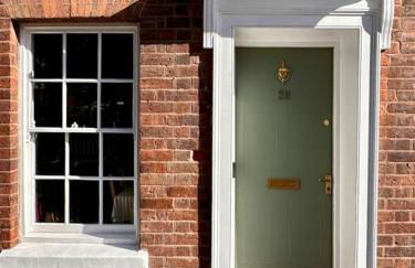 Charming Townhouse Retreat - Foto 17