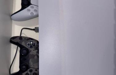 Luxxe House with Hot tub and Pool table - Photo 21