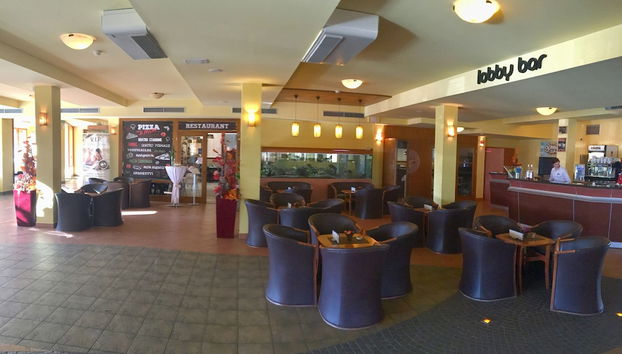 Lobby-Lounge