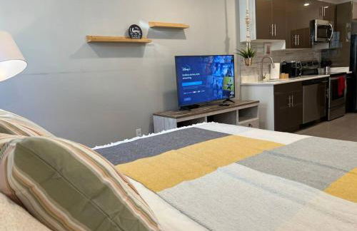 308 Cozy and warm King Bed APT in center city - Foto 33