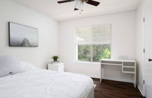 Spacious Condo Mins to Shands, University, & DOWNTOWN! - Foto 14