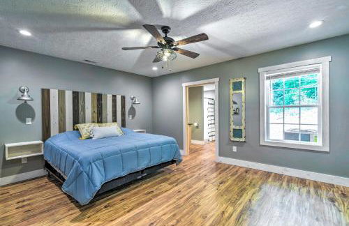 Secluded Brownsville Cabin with Deck and Fire Pit - Foto 12