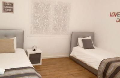 Spacious Villa in Palmela with Private Pool and Garden - Foto 16