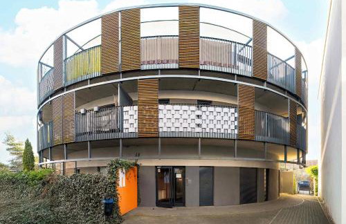 Subtle Apartment in Poznań with Parking Close to the Airport by Noclegi Renters - Foto 5