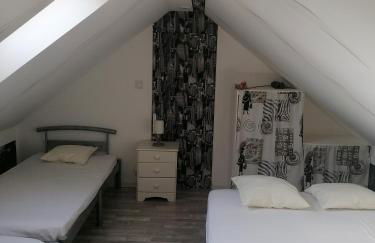 Appartement indépendant, parking privé, 600m du circuit - Photo 12