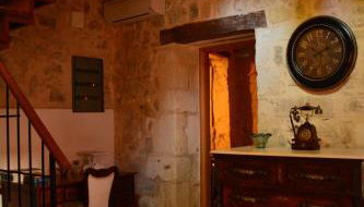 Roukouneli Traditional Stone House - Terrace & BBQ - Foto 4