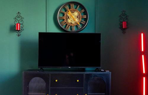 Rock City Apartments Room 555 - Photo 5