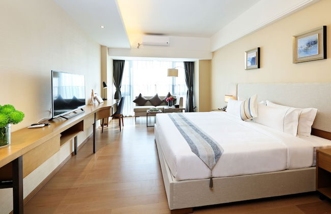 Yuwa Serviced ApartHotel - Photo 25