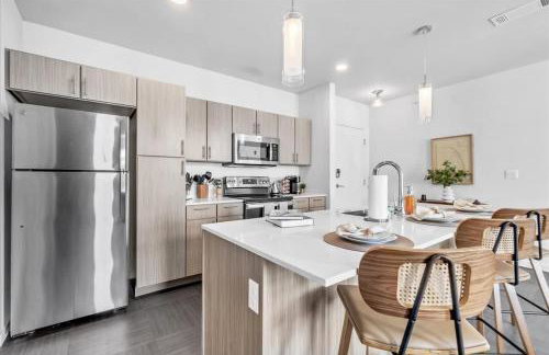 Pinnacle Heights 1Bdrm 2nd flr Pool Fitness Center Yoga Studio Dog Spa - Foto 1