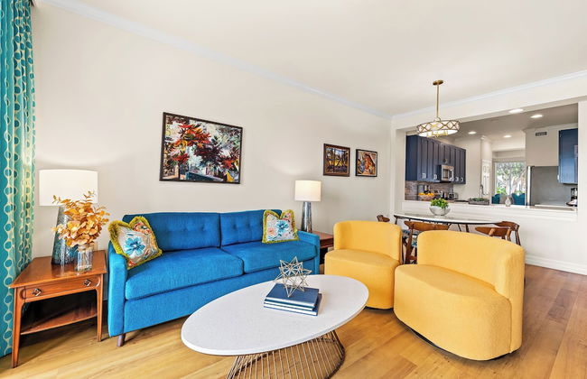 Catina Vacation Rental: Bright 2-BR Condo with Lake Views. Located in Lely Resort with Pool, Hot Tub, and Golf Access. Ideal for Golfers and Beachgoers, Minutes from Naples and Marco Island - Foto 13