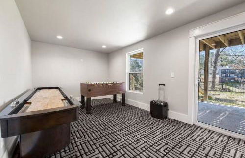 The Fox Den 4BR/3BA- Near HWY 12 Bridge-Lakefront - Foto 5