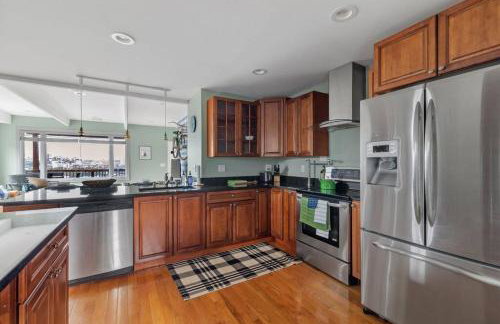 City Skyline - Outside decks - Contemporary - Foto 2