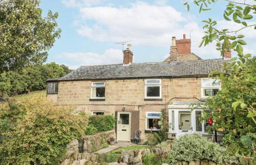 5 Belper Lane End - Photo 1