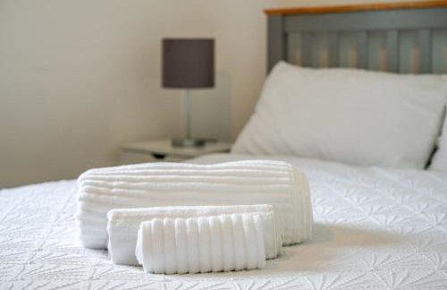 Cozy 2-Bed Home in Middleton - Foto 14