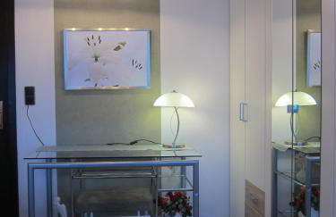 Schöne Ferienwohnung im HAUS SONNENGARTEN mit WLAN und Parkplatz in Achim bei Bremen - Foto 9