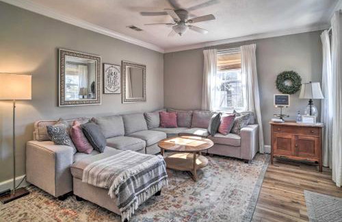 Fire Pit and Yard Charming Port Royal Home! - Foto 3