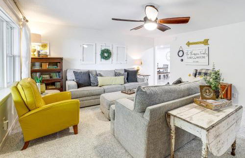 Beaver Lake Getaway with 2 Decks, Grill, and Views! - Foto 5