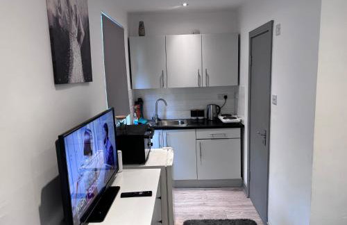 Remarkable Cozy 1-bed Studio in Romford London Uk - Foto 9
