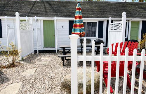 Cottage 4 - Queen and Full Beds Child Loft w 2 Twins Private Bath Kitchenette Pets Allowed Fee applies - Foto 3