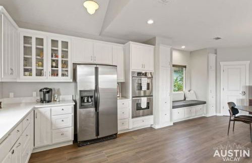 Enjoy DT Newly Renovated & Patio and Free Swim Club by Austin Vacay - Foto 10