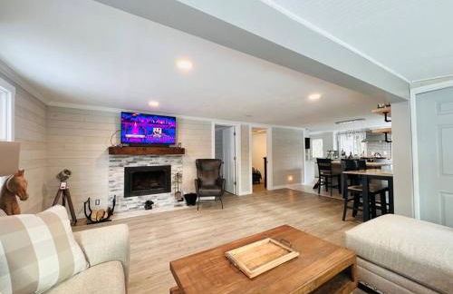 Lakefront Cottage on Brewer Lake - Foto 57