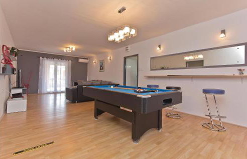 Amazing Home In Frkeci With Wifi - Foto 3