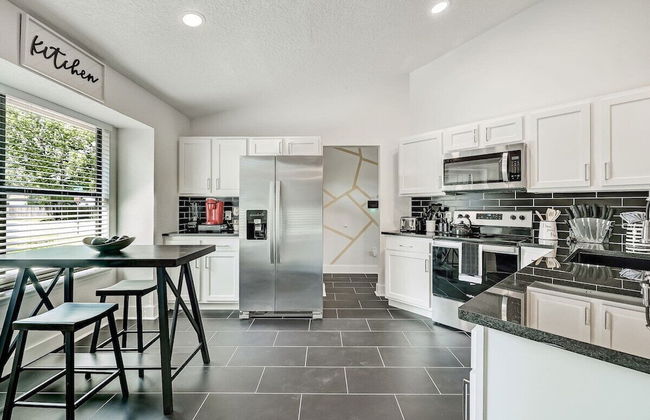 Vibe House Message Now for Summer Special - Foto 15