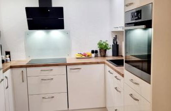 New Modern SelfCheckin PublicFreeParking HighSpeed Wifi KingSizeBed - Foto 6