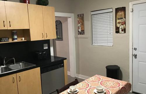 Modern 3/1 house close to Beaches and Midtown - Foto 19