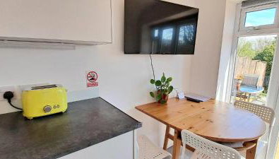 The Snug - for Eurotunnel, North Downs Way & Golfing - Foto 4