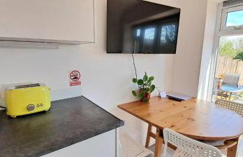 The Snug - for Eurotunnel, North Downs Way & Golfing - Foto 4