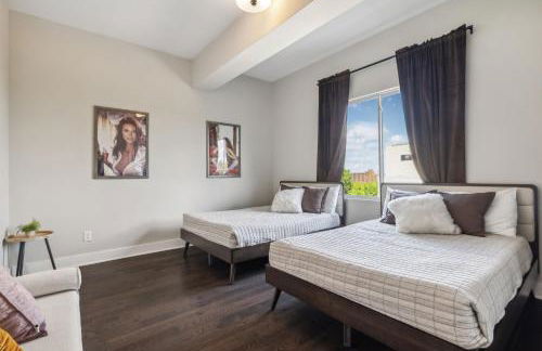 Country Music Themed Goodrich Ave by SkyRun Nashville - Foto 7