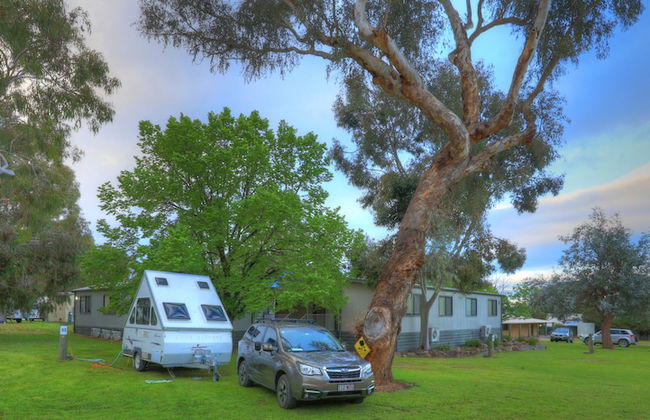 Lake Hume Holiday Park - Photo 5