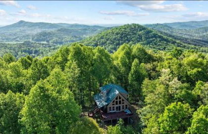 Charming Cabin with Incredible Mountain Views - Foto 1