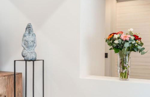 Luxury 2BR w/ River Castle View in Borgo Valsugana - Photo 25