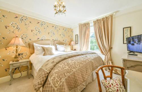 The Town House at Muntham- Luxury Holiday Home with Hot Tub - Photo 10