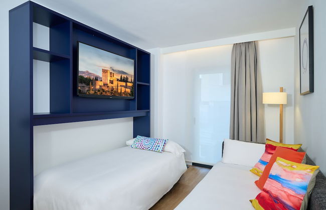 Apartamentos Luna Suites Granada - Foto 12