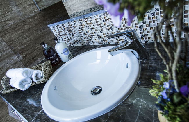 Blaire Executive Suites - Photo 39