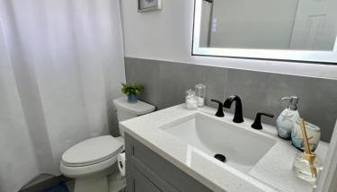 20 OFF BLUE WAVE 10min Beach and Airport - Foto 3