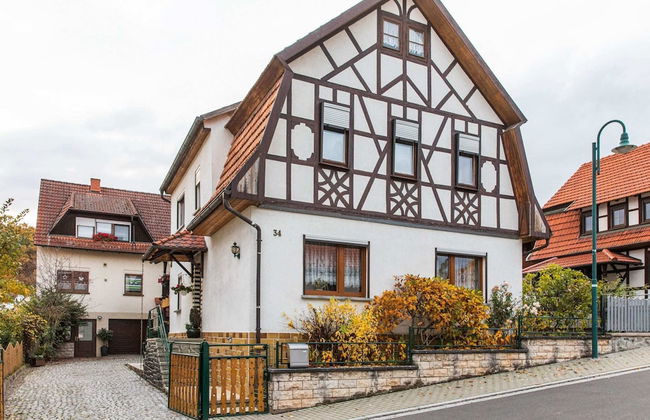 Holiday Home in Thuringia With Private Terrace, use of a Garden and Pool - Photo 34