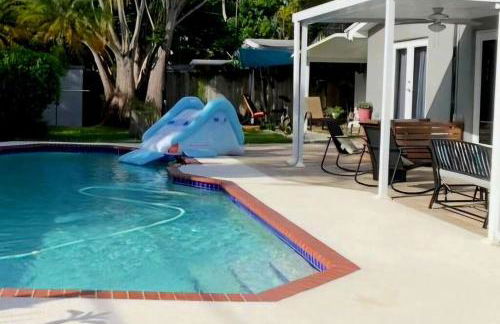 Heated Pool Private Duplex House, BBQ, Parking, WiFi - Foto 70