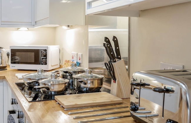 Luxury 2 Bedroom Apartments with Parking - Foto 45