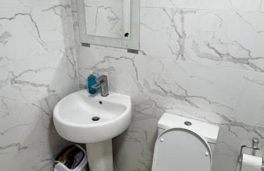 Luxury 4 Bed 3 bath 6 mins from City Renter - Foto 43